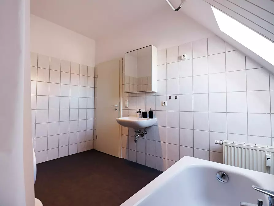 Immagine 10 di Camera in affitto  in Thälmannstraße a Erfurt