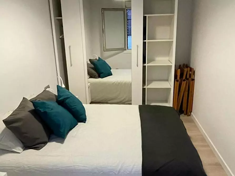 Immagine 4 di Appartamento in affitto  in Carrer de Vinaròs a Barcelona