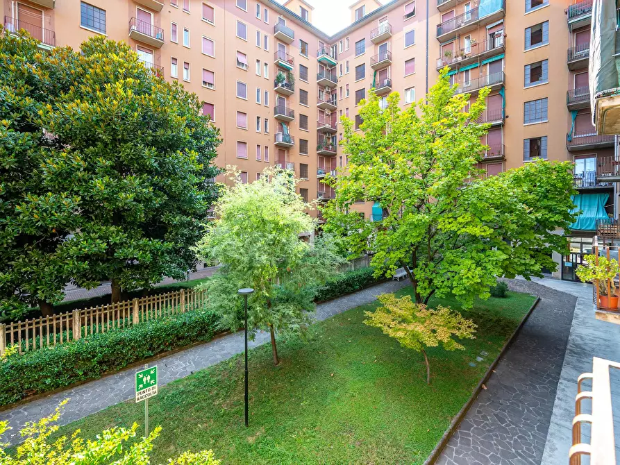 Immagine 4 di Camera in affitto  in Viale Fulvio Testi a Milano