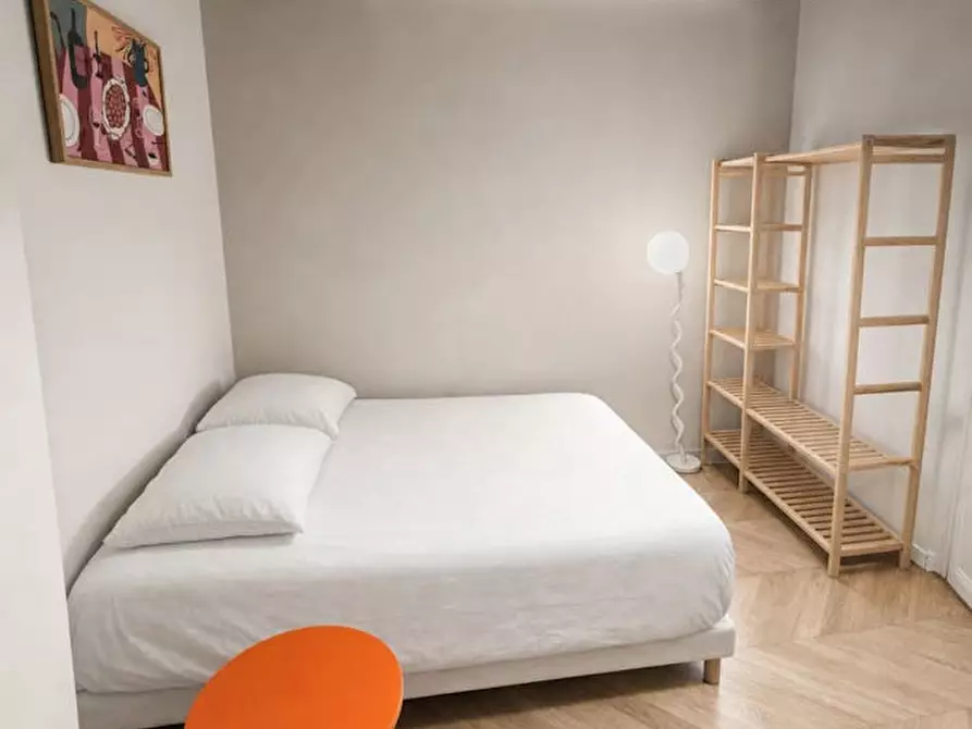 Immagine 3 di Appartamento in affitto  in Rue Boutarel a Paris