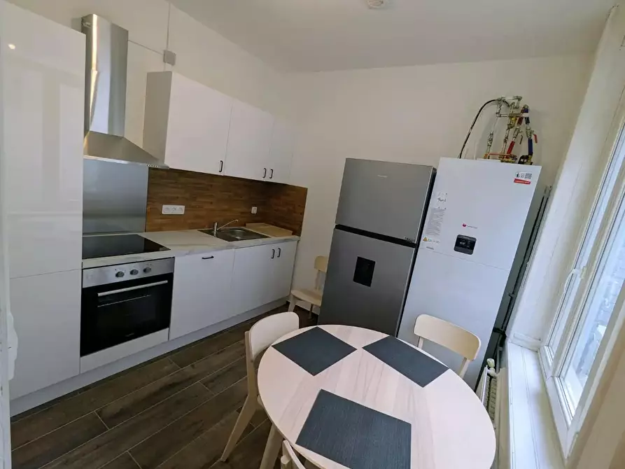 Immagine 1 di Camera in affitto  in Rue d'Artois a Lille