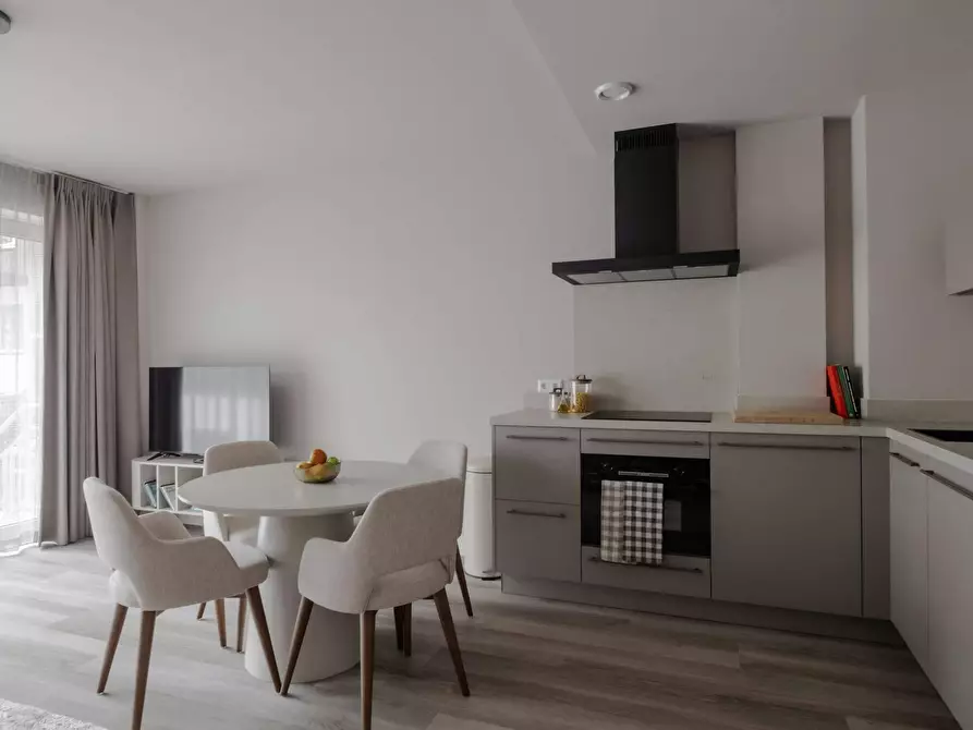 Immagine 4 di Appartamento in affitto  in Mathenesserlaan a Rotterdam