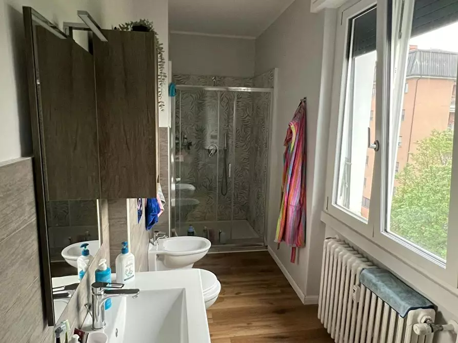 Immagine 8 di Camera condivisa in affitto  in Via Lorenteggio a Milano
