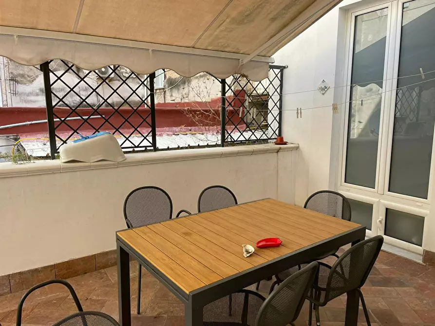 Immagine 4 di Camera in affitto  in Piazza Dante a Napoli