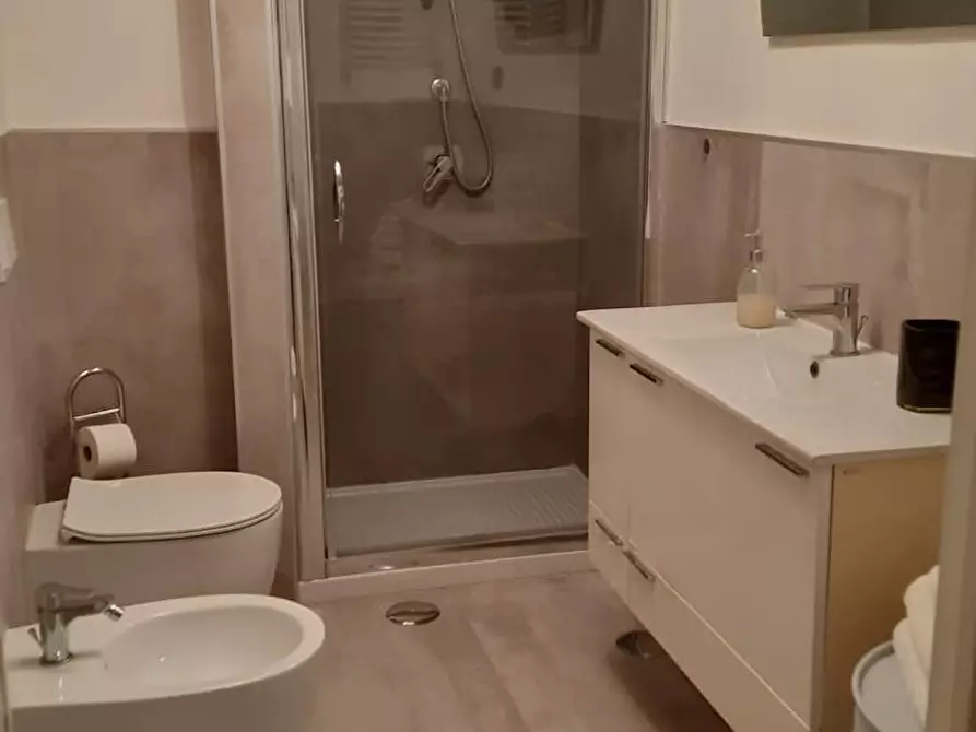 Immagine 2 di Appartamento in affitto  in Via Nilo a Napoli