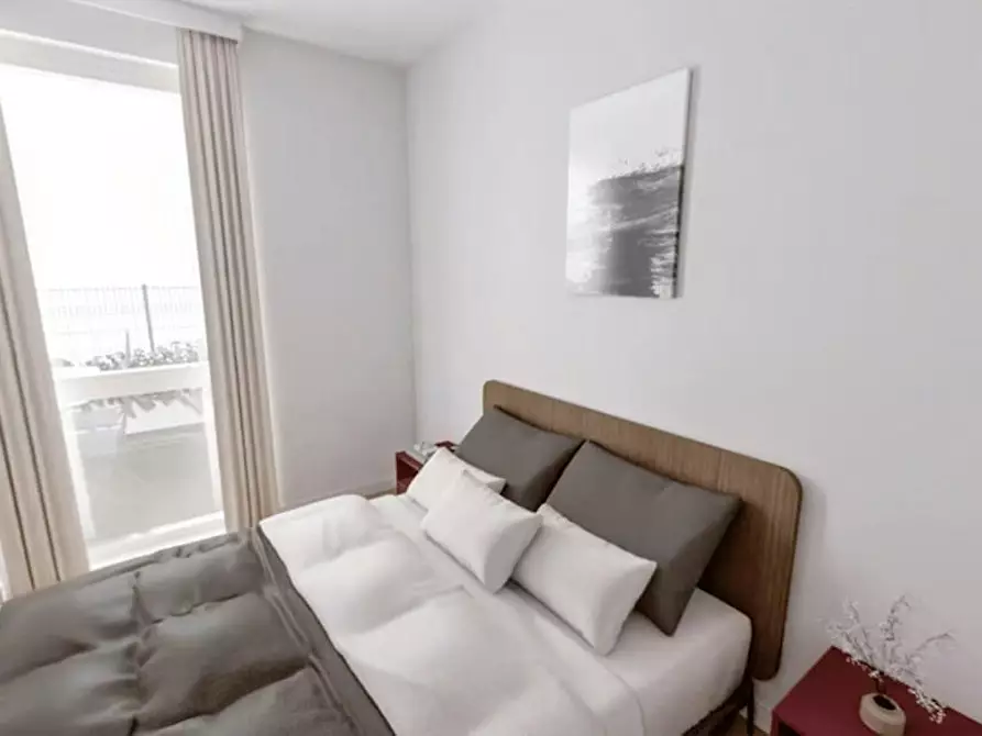 Immagine 1 di Appartamento in affitto  in Buschkrugallee a Berlin