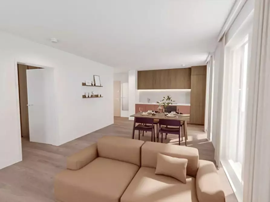 Immagine 1 di Appartamento in affitto  in Buschkrugallee a Berlin