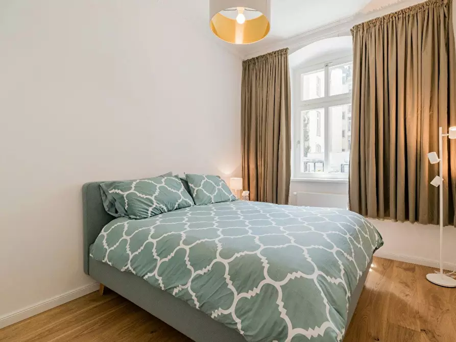 Immagine 6 di Appartamento in affitto  in Torstraße a Berlin