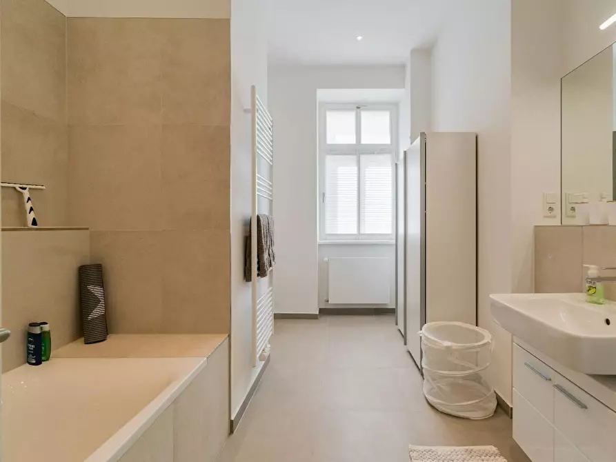 Immagine 3 di Appartamento in affitto  in Torstraße a Berlin