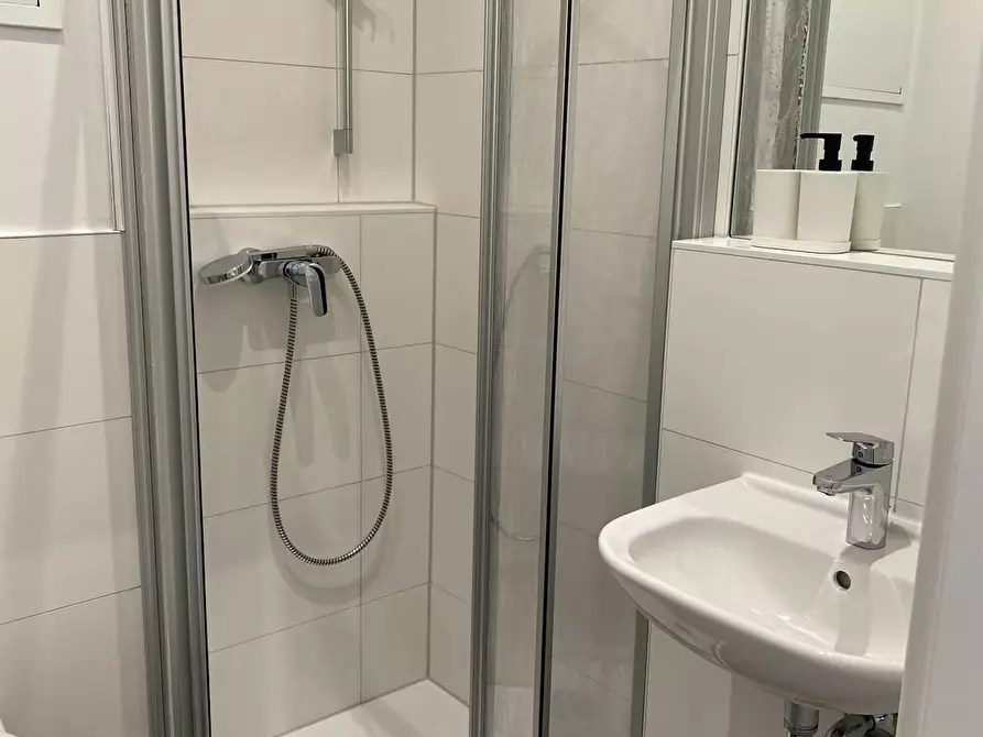 Immagine 3 di Appartamento in affitto  in Neckarstraße a Stuttgart Stuttgart-Mitte