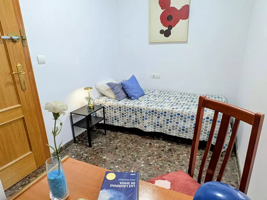 Immagine 1 di Camera in affitto  in Carrer de les Eres a Paterna
