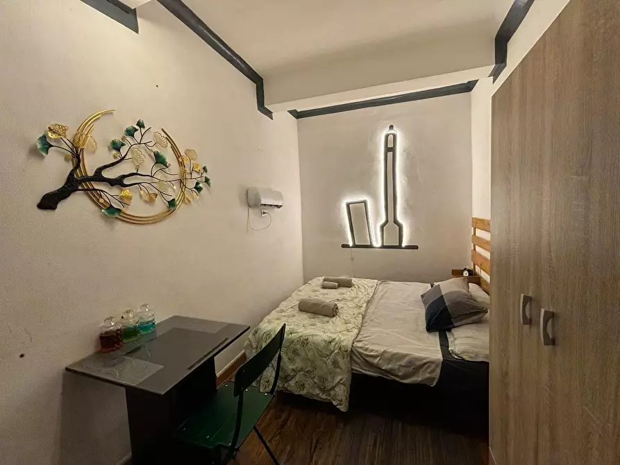 Immagine 1 di Camera in affitto  in Via Broccaindosso a Bologna