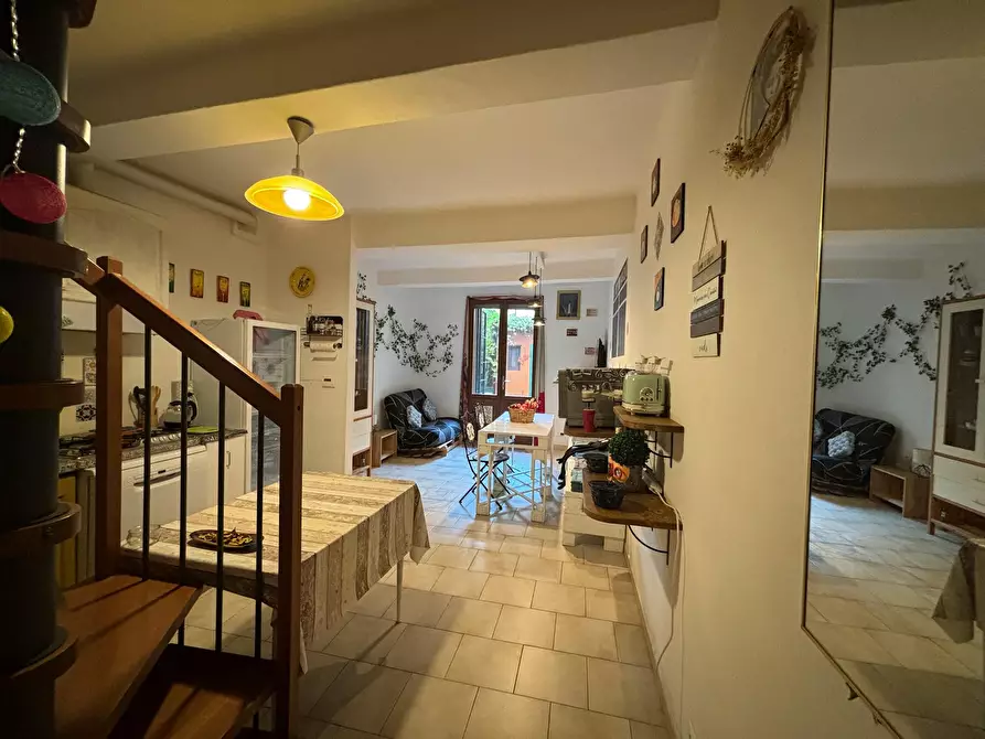 Immagine 7 di Camera in affitto  in Via Broccaindosso a Bologna