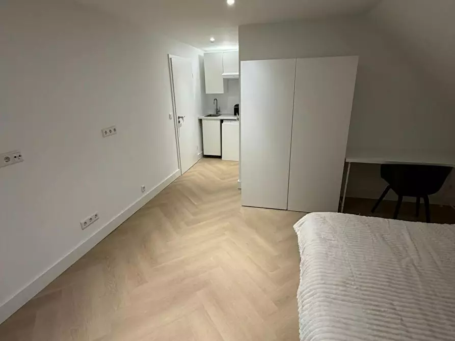 Immagine 3 di Camera in affitto  in Rahmer Straße a Düsseldorf