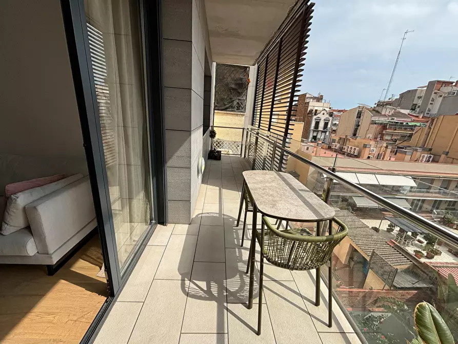 Immagine 4 di Appartamento in affitto  in Carrer de los Castillejos a Barcelona