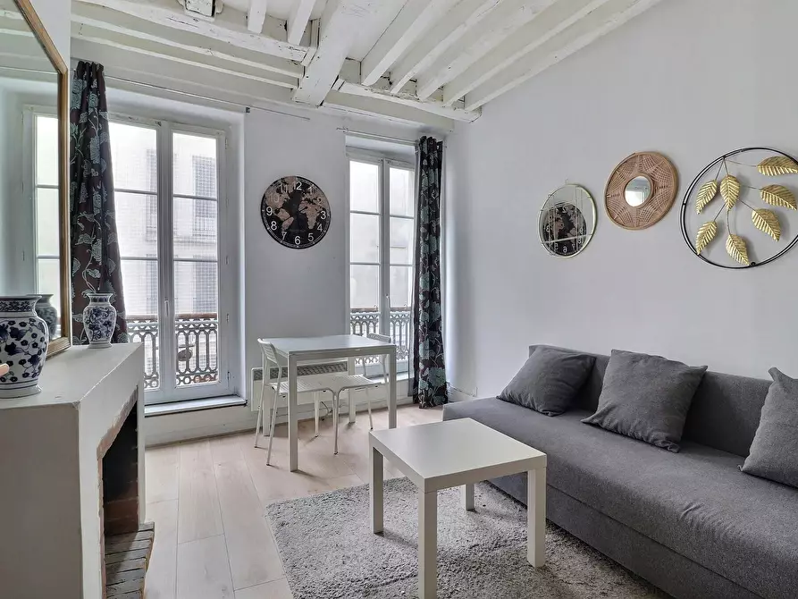Immagine 1 di Appartamento in affitto  in Rue Descartes a Paris 05