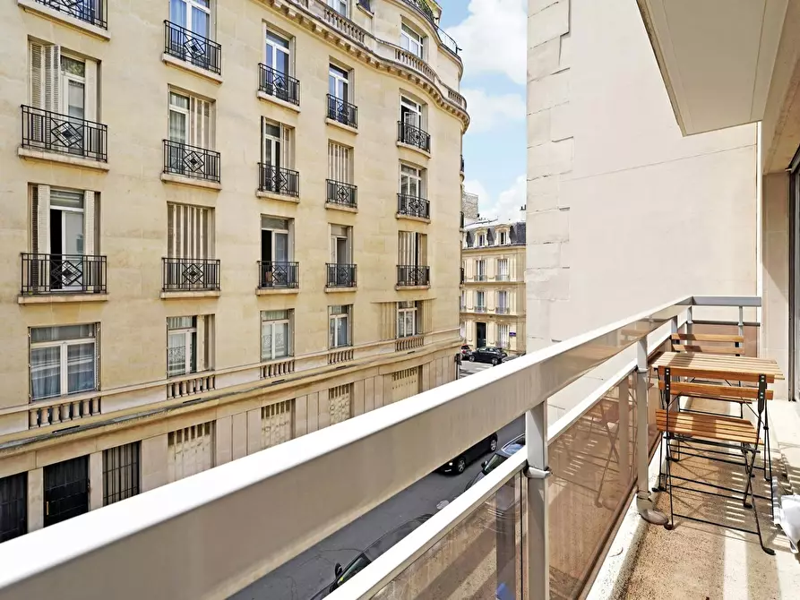 Immagine 7 di Appartamento in affitto  in Rue Nicolo a Paris 16