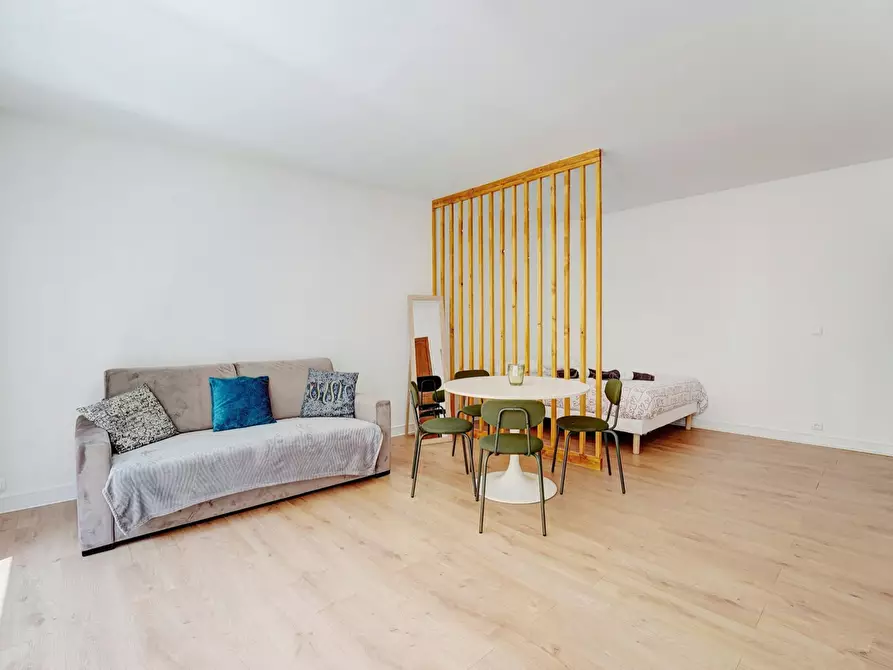 Immagine 5 di Appartamento in affitto  in Rue Nicolo a Paris 16