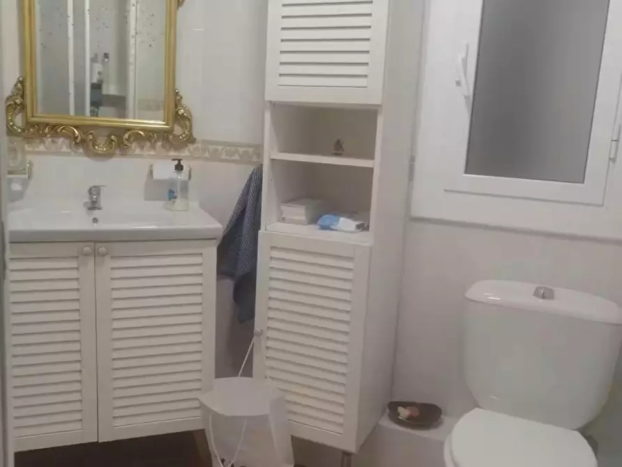 Immagine 4 di Camera in affitto  in Carrer del Consell de Cent a Barcelona