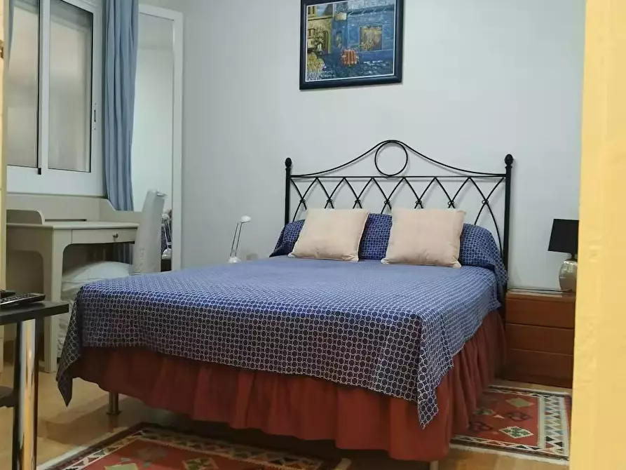 Immagine 10 di Camera in affitto  in Carrer del Consell de Cent a Barcelona