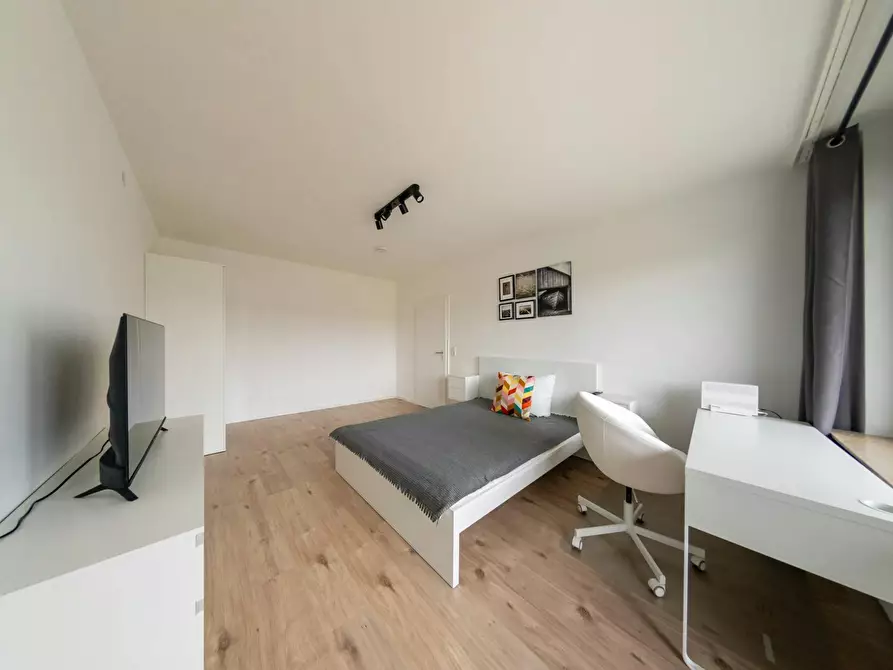 Immagine 2 di Camera in affitto  in Schönbornstraße a Frankfurt am Main