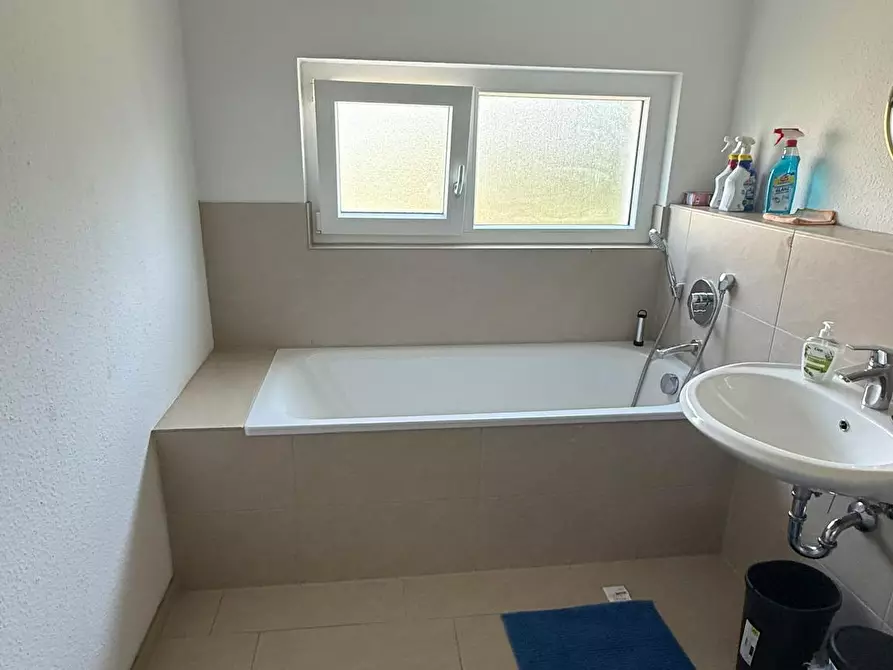 Immagine 7 di Casa indipendente in affitto  in Auf den Schrederwiesen a München