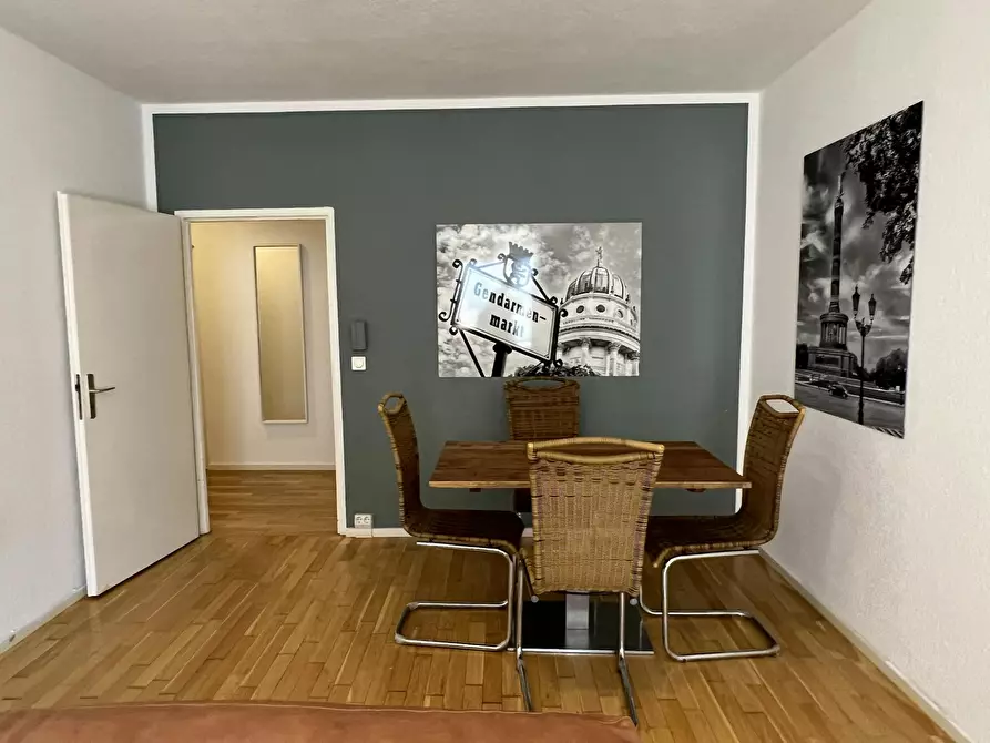 Immagine 1 di Appartamento in affitto  in Voßstraße a Berlin