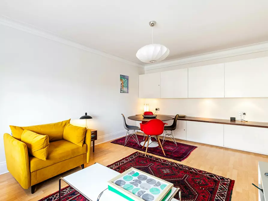 Immagine 10 di Appartamento in affitto  in Finchley Road a Camden Town