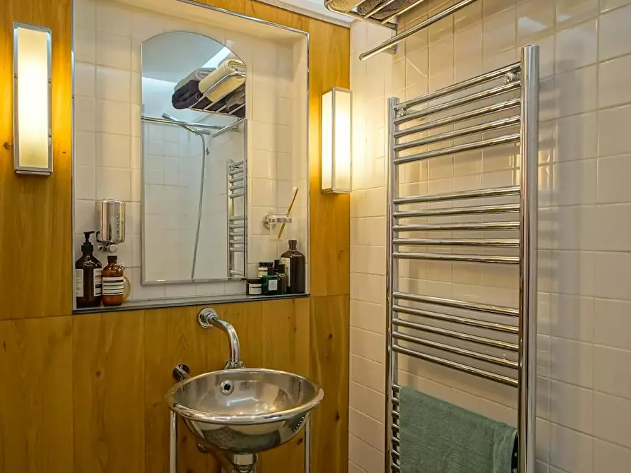 Immagine 10 di Appartamento in affitto  in Boulevard Marguerite de Rochechouart a Paris