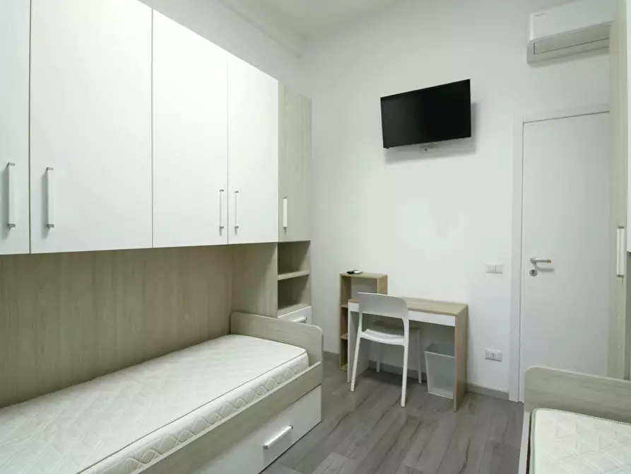 Immagine 4 di Camera condivisa in affitto  in Via Copernico a Milano