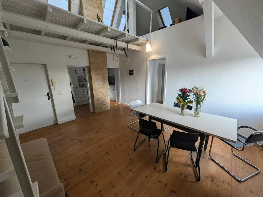 Immagine 3 di Appartamento in affitto  in Holsteinische Straße a Berlin