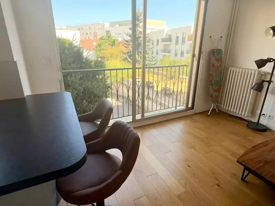 Immagine 2 di Appartamento in affitto  in Boulevard de Fontenay a Le Perreux-sur-Marne