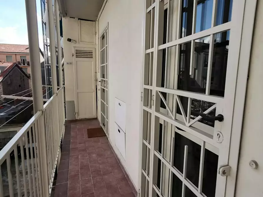 Immagine 6 di Camera in affitto  in Via Martiniana a Torino