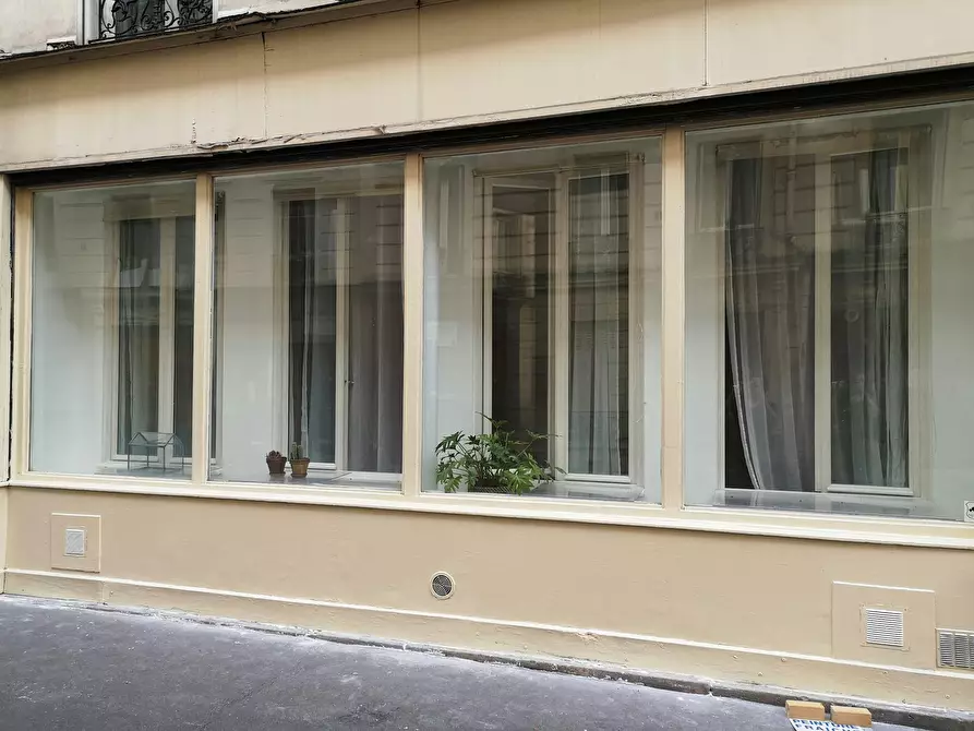 Immagine 8 di Appartamento in affitto  in Rue Auguste Barbier a Paris