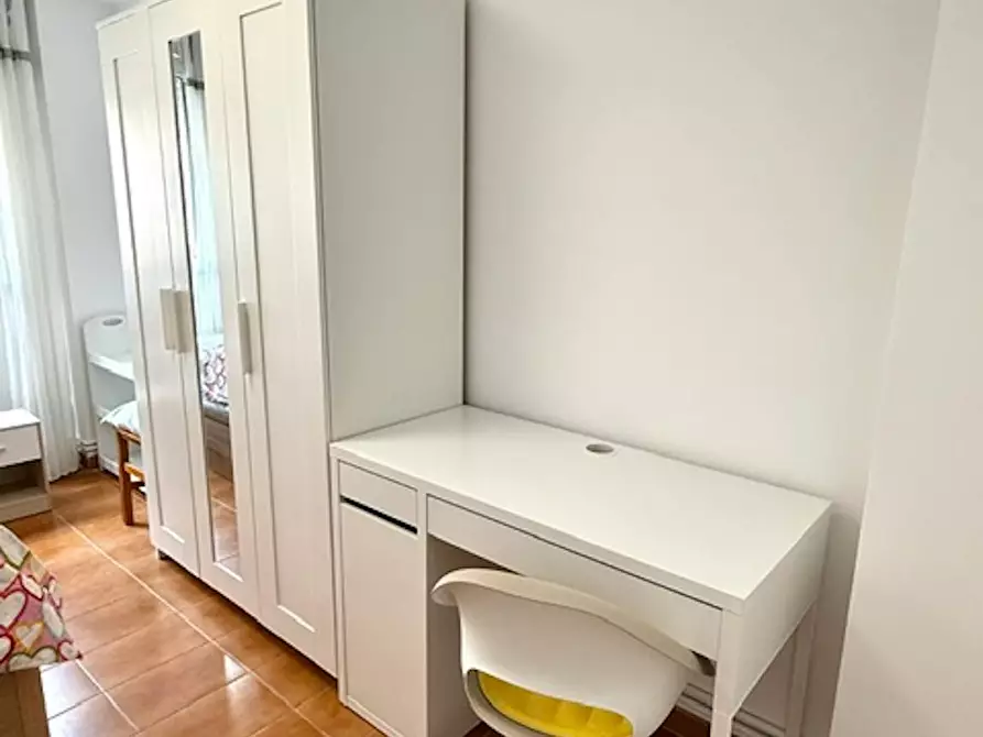 Immagine 5 di Camera in affitto  in Calle de Juan Pascual de Mena a Madrid