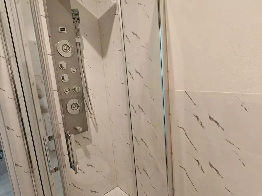 Immagine 8 di Camera in affitto  in Via Marco Celio a Bologna
