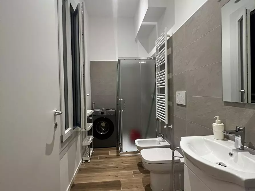 Immagine 9 di Camera in affitto  in Viale Certosa a Milano