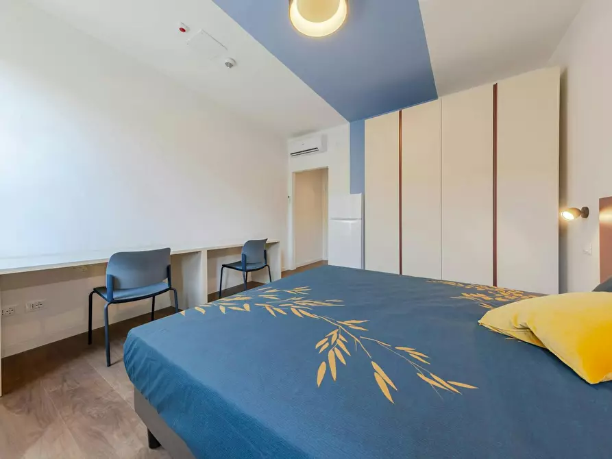 Immagine 4 di Camera in affitto  in Via Roma a Reggio Nell'emilia