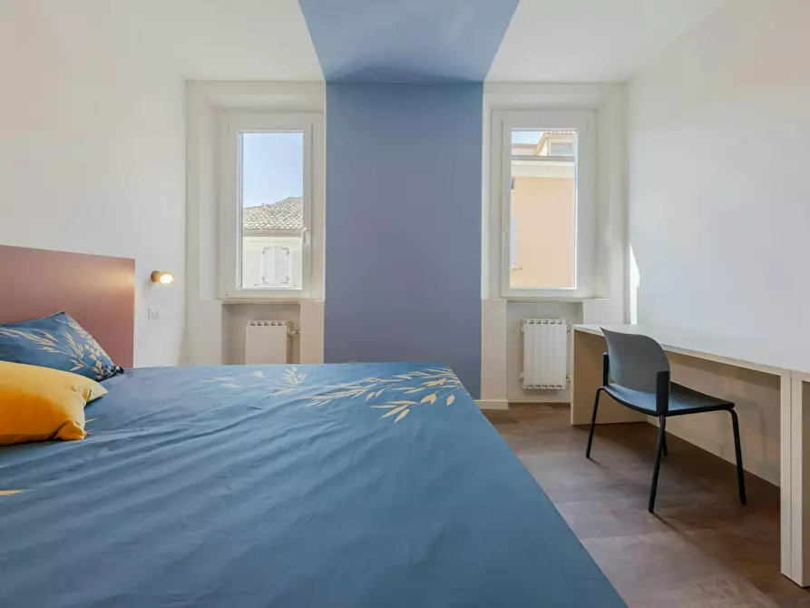 Immagine 6 di Camera in affitto  in Via Roma a Reggio Nell'emilia