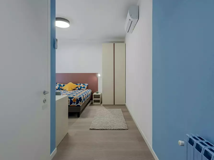 Immagine 5 di Camera in affitto  in Via Roma a Reggio Nell'emilia