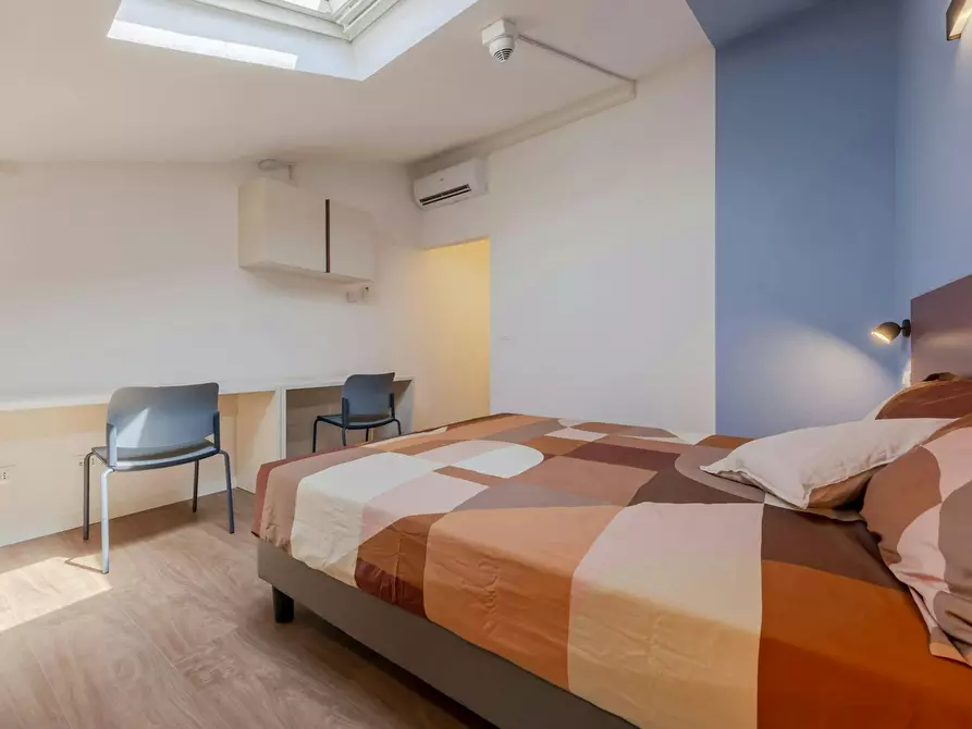Immagine 5 di Camera in affitto  in Via Roma a Reggio Nell'emilia