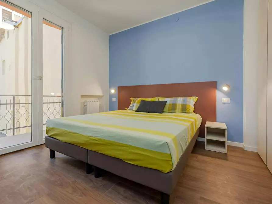 Immagine 1 di Camera in affitto  in Via Roma a Reggio Nell'emilia