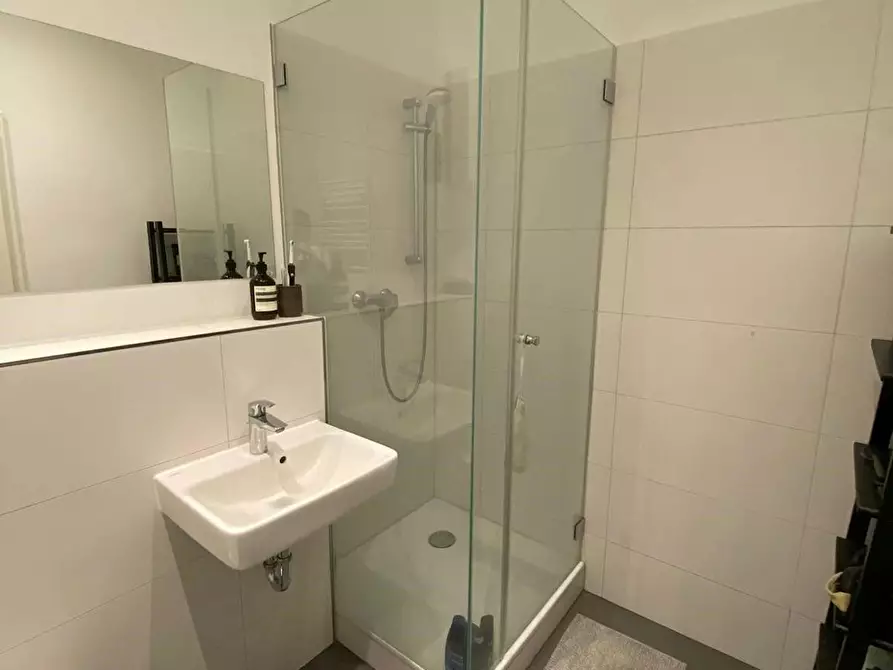 Immagine 8 di Appartamento in affitto  in Pflügerstraße a Berlin
