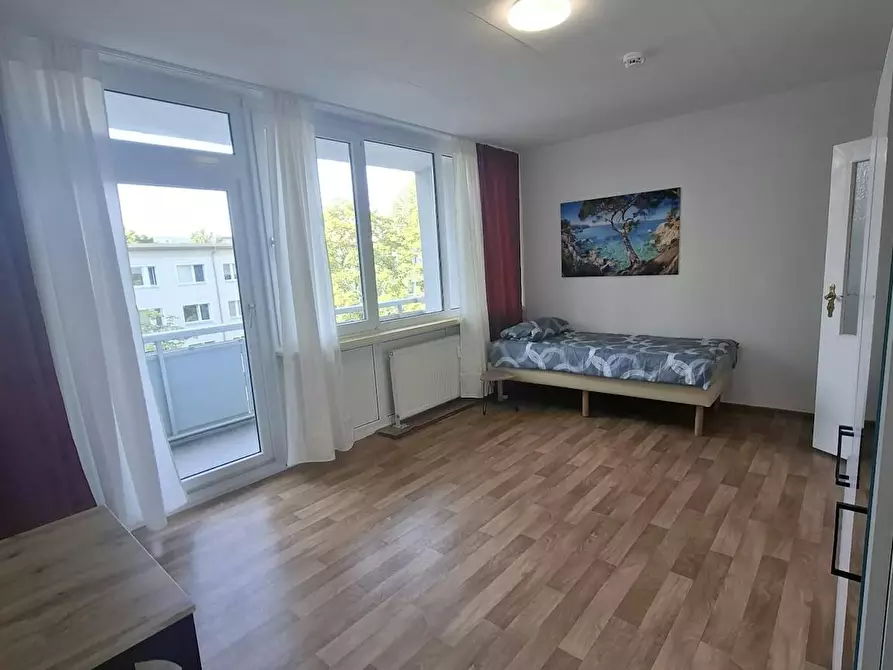 Immagine 8 di Appartamento in affitto  in Moldaustraße a Berlin