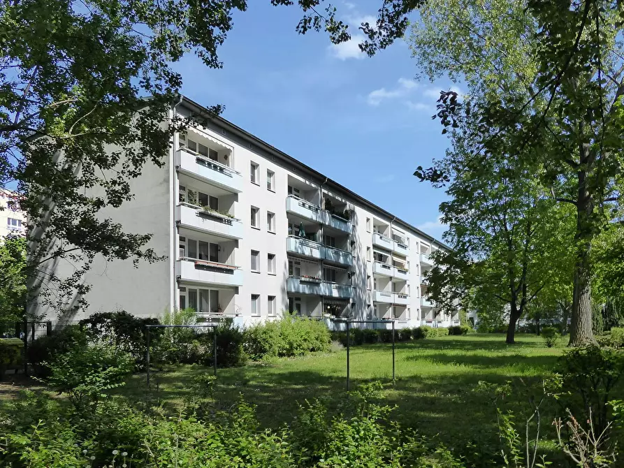 Immagine 4 di Appartamento in affitto  in Moldaustraße a Berlin