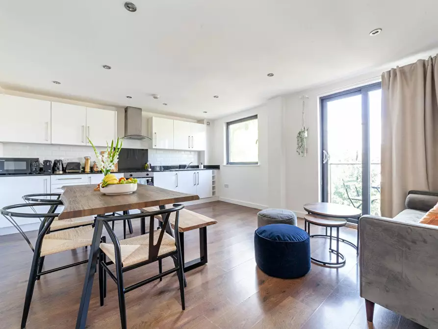 Immagine 1 di Appartamento in affitto  in Spurstowe Terrace a Hackney