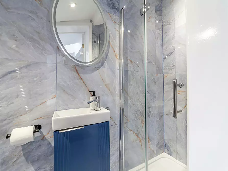 Immagine 8 di Appartamento in affitto  in Finsbury Park Road a Hackney