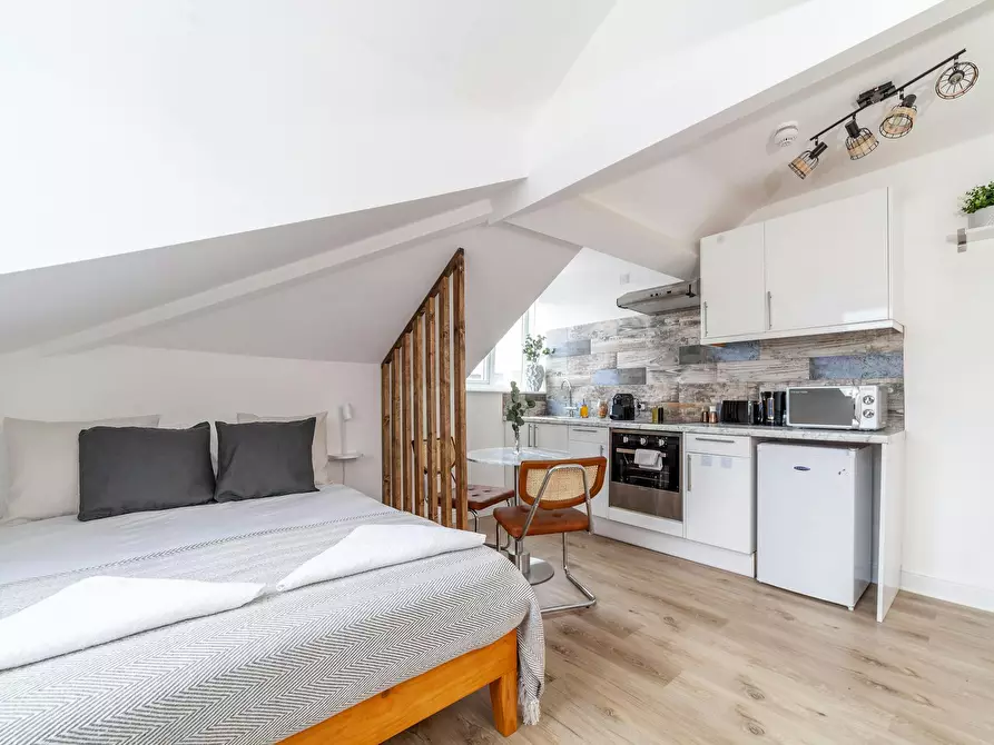Immagine 10 di Appartamento in affitto  in Finsbury Park Road a Hackney