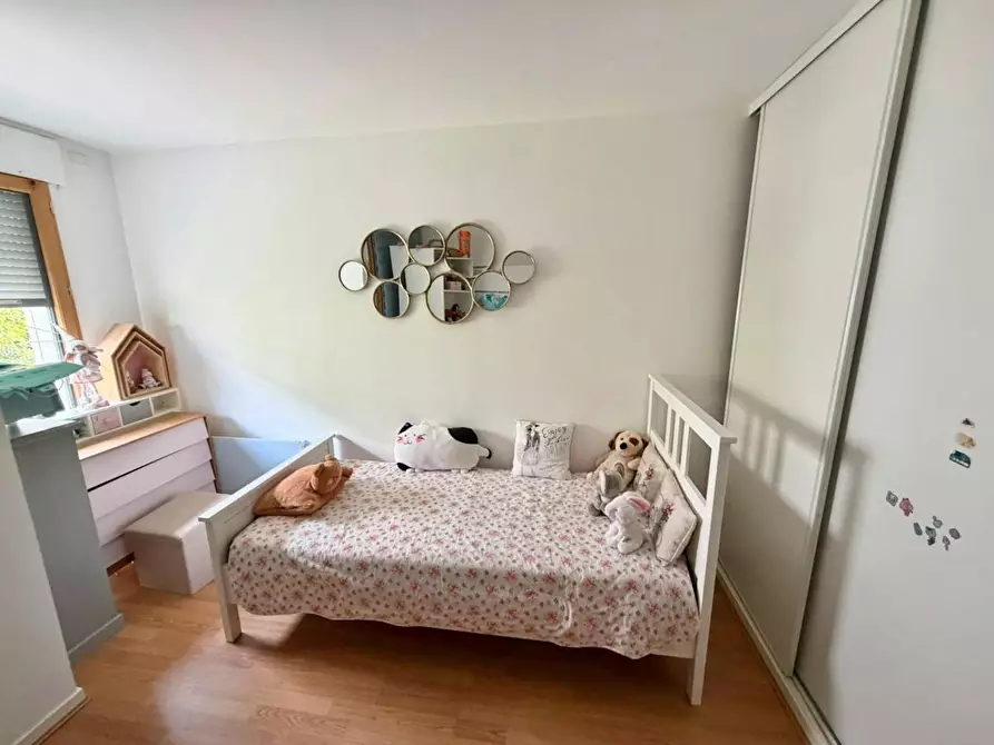 Immagine 1 di Camera in affitto  in Rue du Capitaine Ferber a Issy-les-Moulineaux