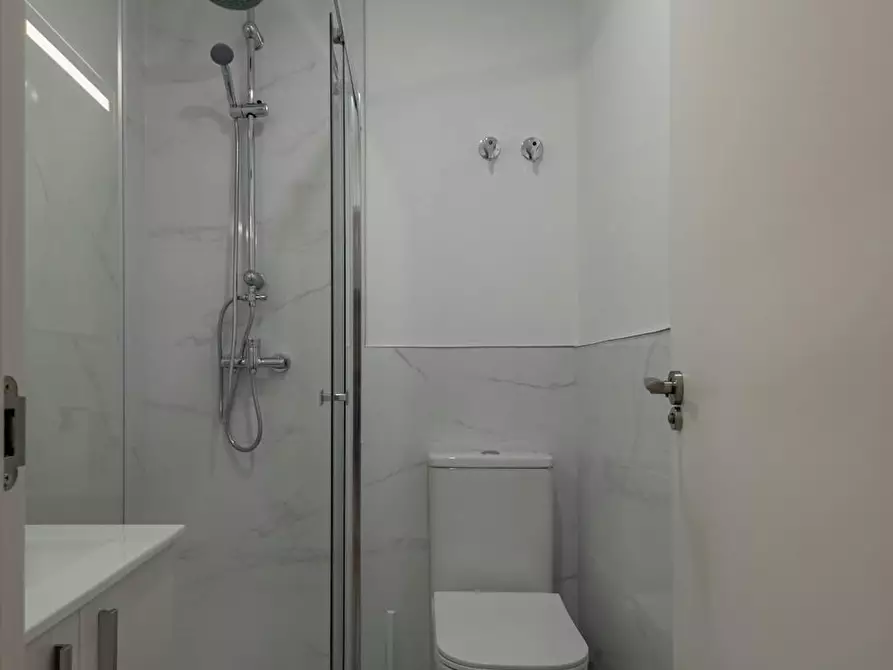 Immagine 7 di Camera in affitto  in Carrer de Sant Mateu a Alicante/Alacant